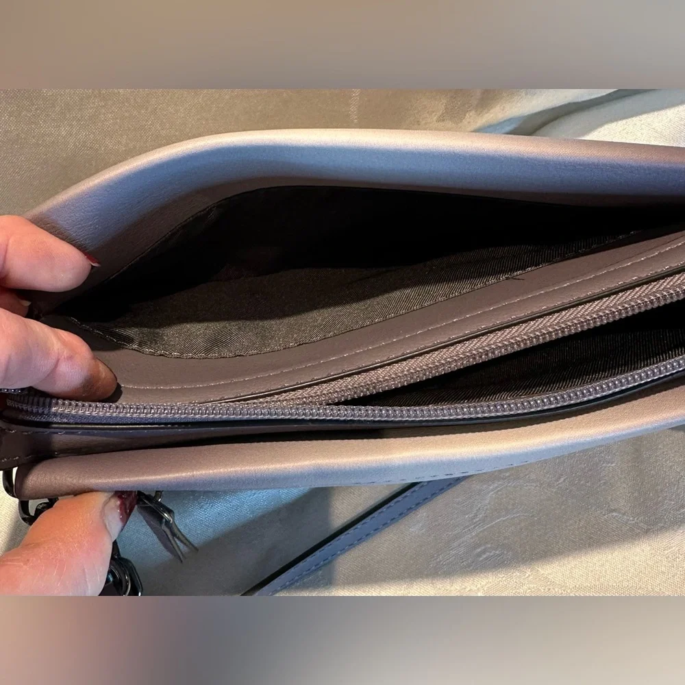 SIMPLY VERA WANG CROSSBODY BAG - Picture 5 of 11